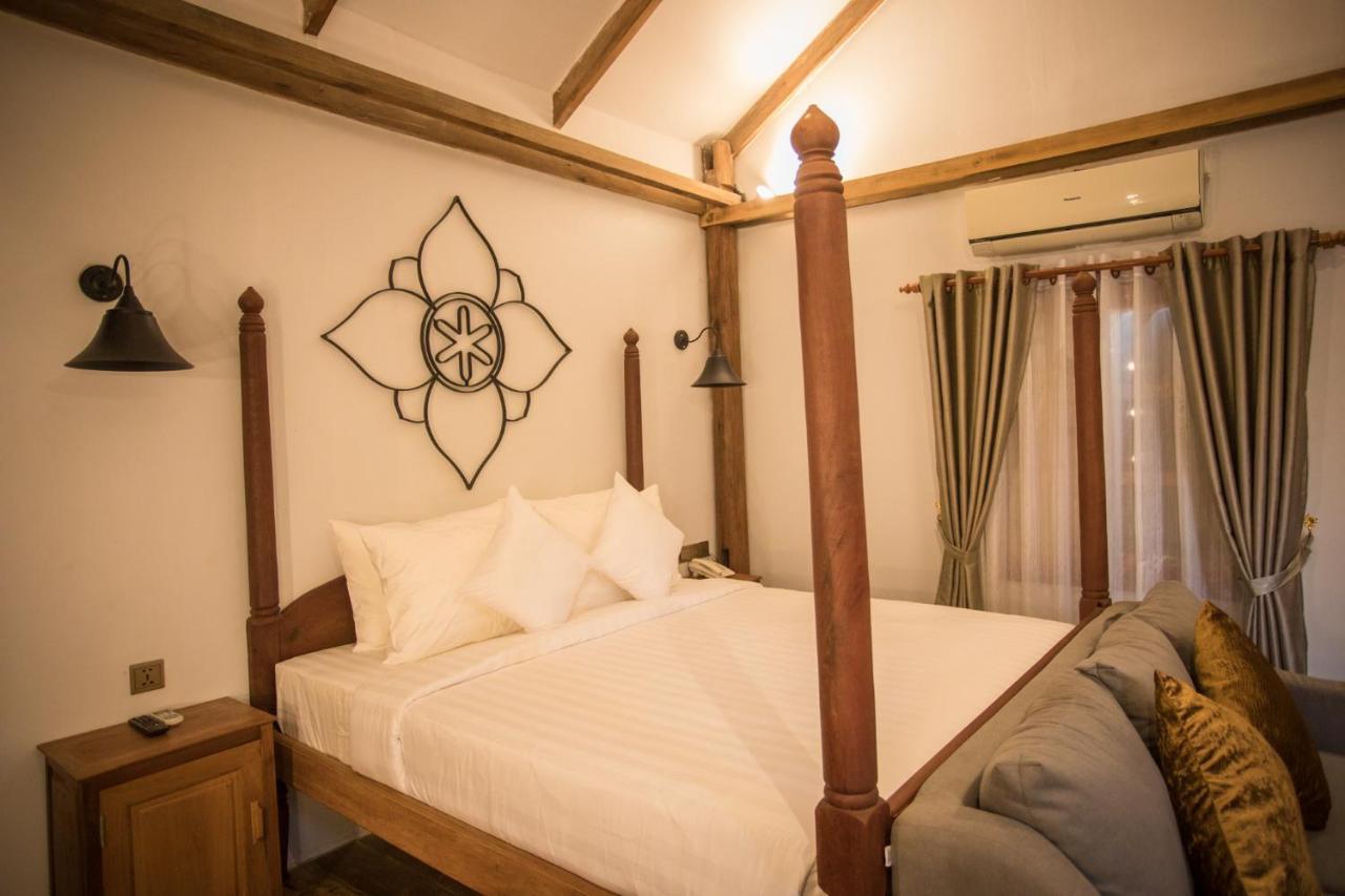 The Wood Family Retreat Hotell Phumi Trapeang Rung Exteriör bild