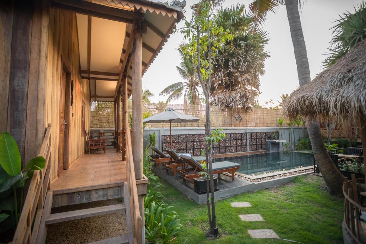 The Wood Family Retreat Hotell Phumi Trapeang Rung Exteriör bild