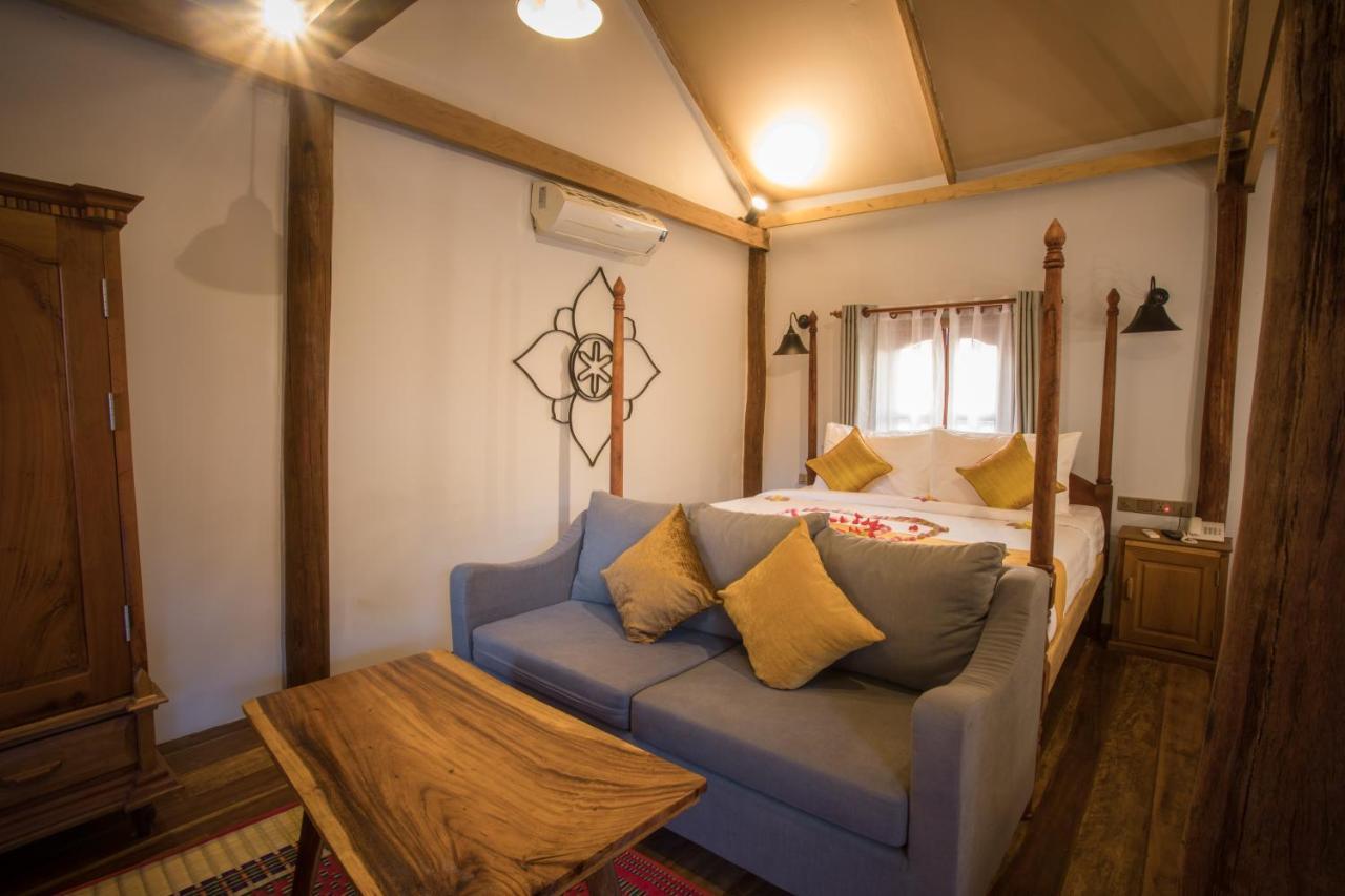 The Wood Family Retreat Hotell Phumi Trapeang Rung Exteriör bild
